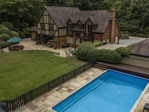 Photo 2- click for photo gallery